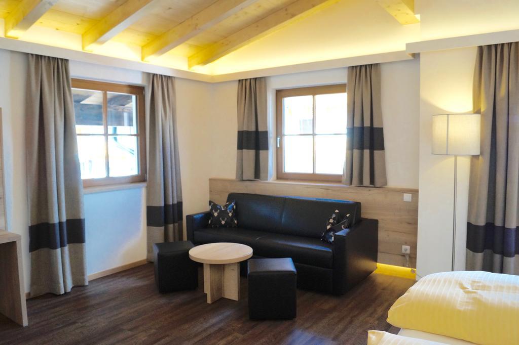 Hotel Unterwirt Saalbach-Hinterglemm Esterno foto